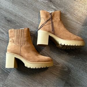 Universal Thread Women’s Katrina Boots